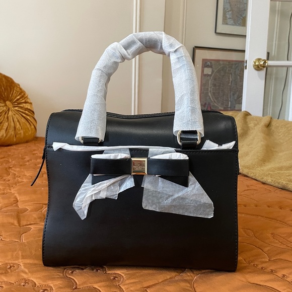 kate spade Handbags - NWT Kate Spade Montford Park Smooth ASHTON ZIP TOP SATCHEL Regular WKRU3043